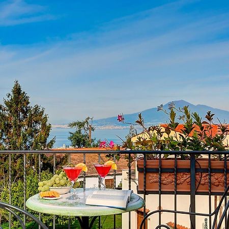 Casa Vacanze Villa Antonella By Gocce Вико-Экуенсе Экстерьер фото