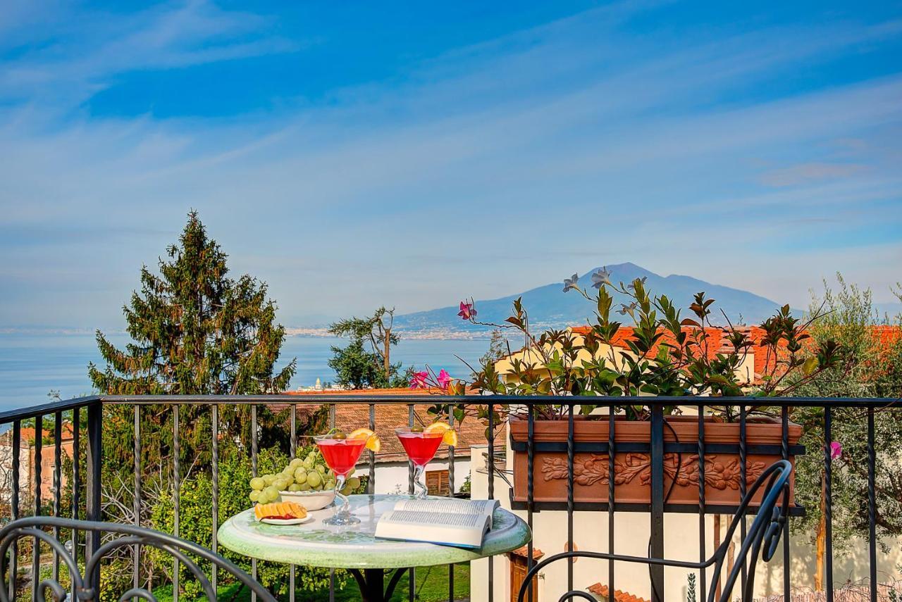 Casa Vacanze Villa Antonella By Gocce Вико-Экуенсе Экстерьер фото